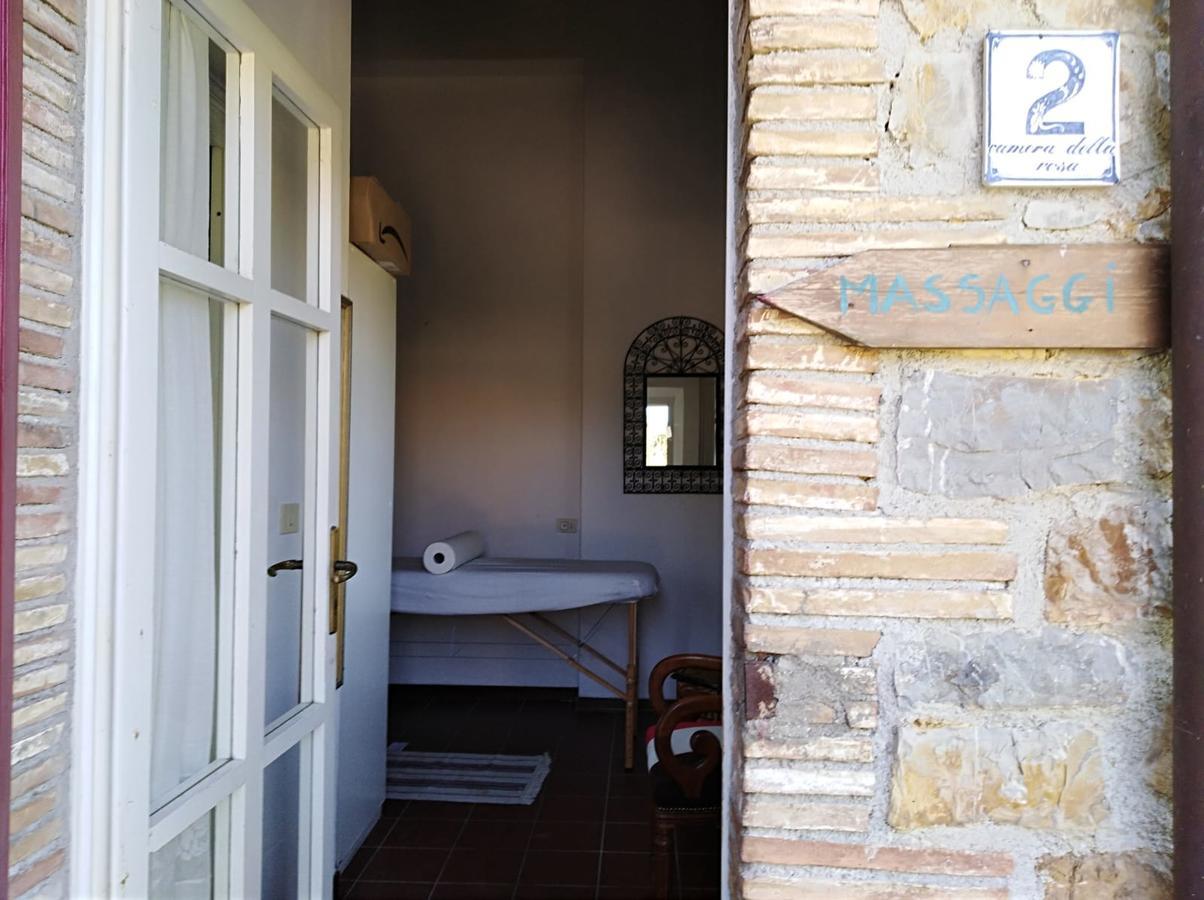 Il Daino Bianco Country Hotel Manciano Buitenkant foto