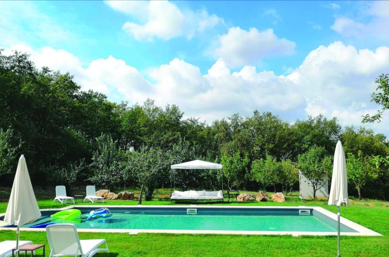 Il Daino Bianco Country Hotel Manciano Buitenkant foto